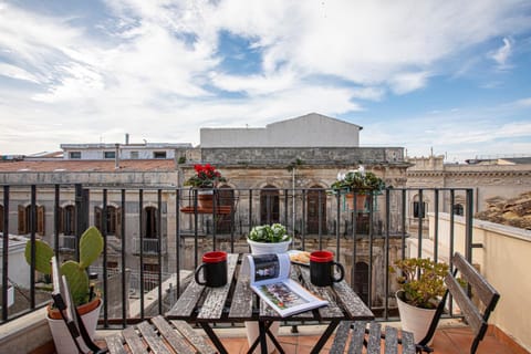View (from property/room), Balcony/Terrace