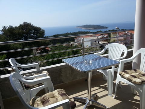 Balcony/Terrace, children, Family