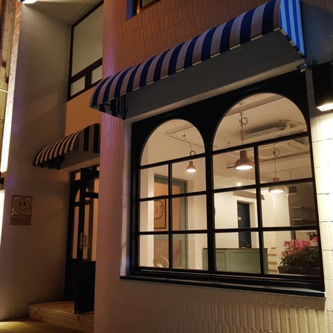Facade/entrance, Night