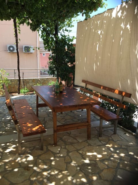 Patio, Balcony/Terrace, Seating area