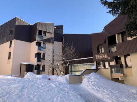 travelski home select - Résidence Les Lys Apartment in Les Allues