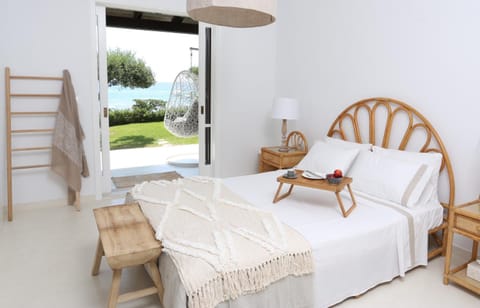 Bed, Sea view