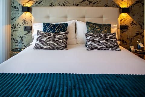 Bed, Bedroom, furniture