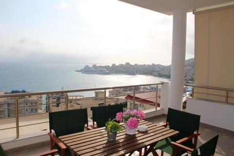 Balcony/Terrace, City view, Sea view