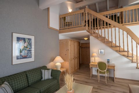 Hotel Post Hotel in Canton of Grisons