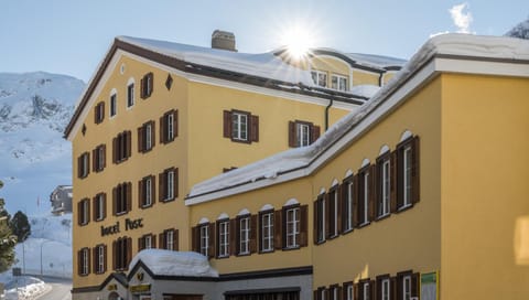 Hotel Post Hotel in Canton of Grisons