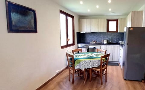 Chalet Roche Rousse House in Provence-Alpes-Côte d'Azur