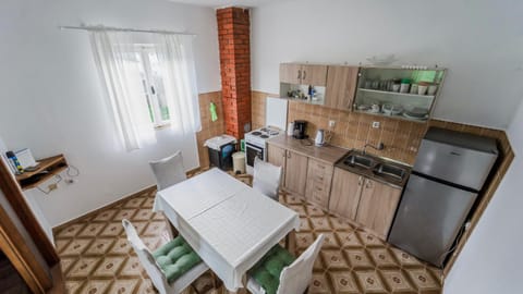 Communal kitchen, oven, kitchen