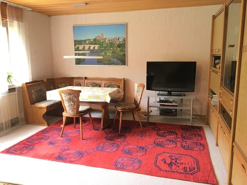 TV and multimedia, Living room, Dining area