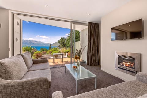 Balcony/Terrace, Living room