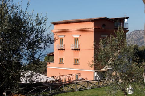 Facade/entrance, Garden, Garden view, Mountain view, Sea view