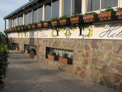 Property building, Day