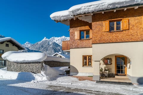 Property building, Winter