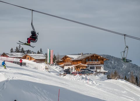 Property building, Facade/entrance, Ski School, Skiing, Hiking, Sports