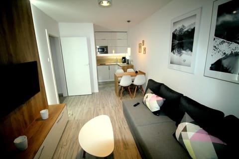 Living room, Photo of the whole room