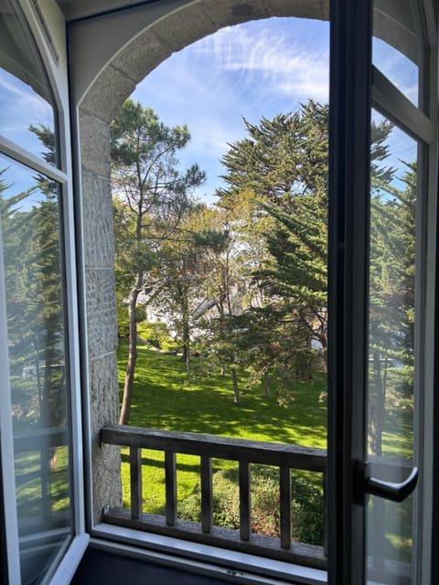 Villa Tri Men Hotel in Combrit