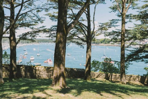 Natural landscape, Garden view, Sea view