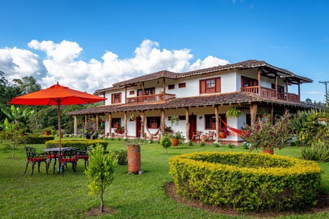 Property building, Patio, Day, Natural landscape, Activities, Garden, Garden, Garden view, Area and facilities, Area and facilities, Entertainment