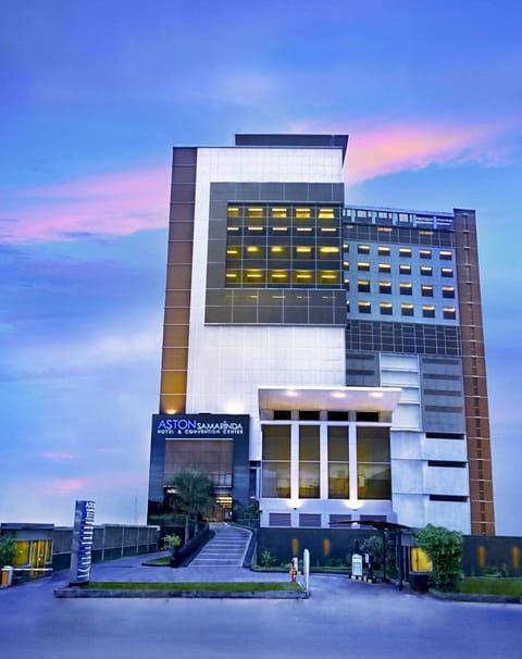 Property building, Facade/entrance, Bird's eye view, Area and facilities, Sunset