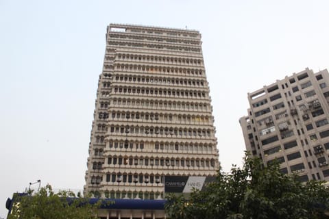 Property building, Facade/entrance
