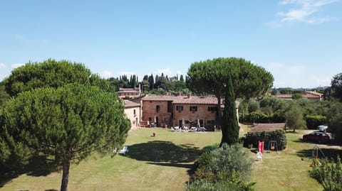 Facade/entrance, Bird's eye view, Garden