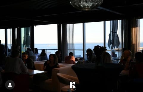 Lounge or bar, Sea view