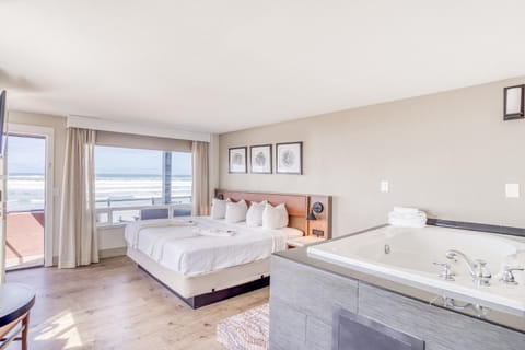 Beachfront Manor Hotel Hotel in Devils Lake