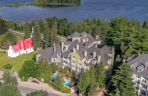 Property building, Day, Bird's eye view