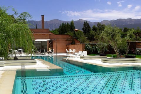 Mountain view, Swimming pool