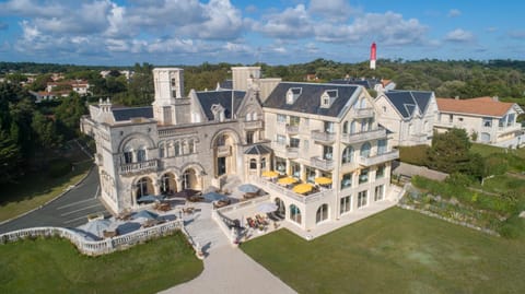 Property building, Bird's eye view