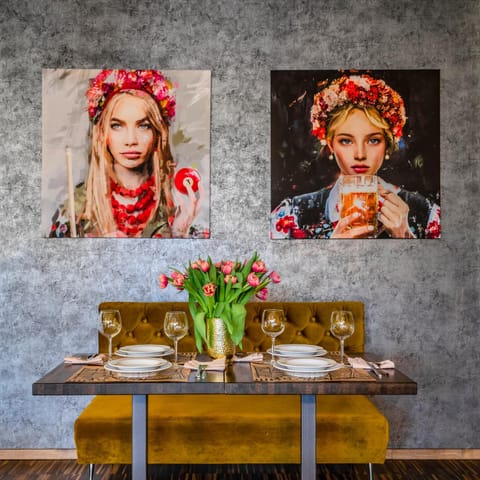 Restaurant/places to eat, Food
