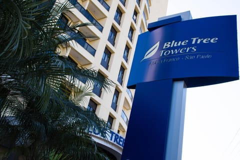 Property building, Facade/entrance, Property logo or sign