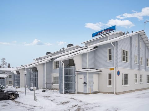 Holiday Home Yllästar 1 as 210 - la-la by Interhome House in Norrbotten County, Sweden