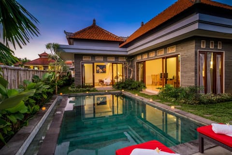 Property building, Day, Natural landscape, Garden view, Pool view, Swimming pool