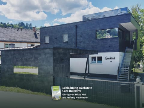 Property building, Day