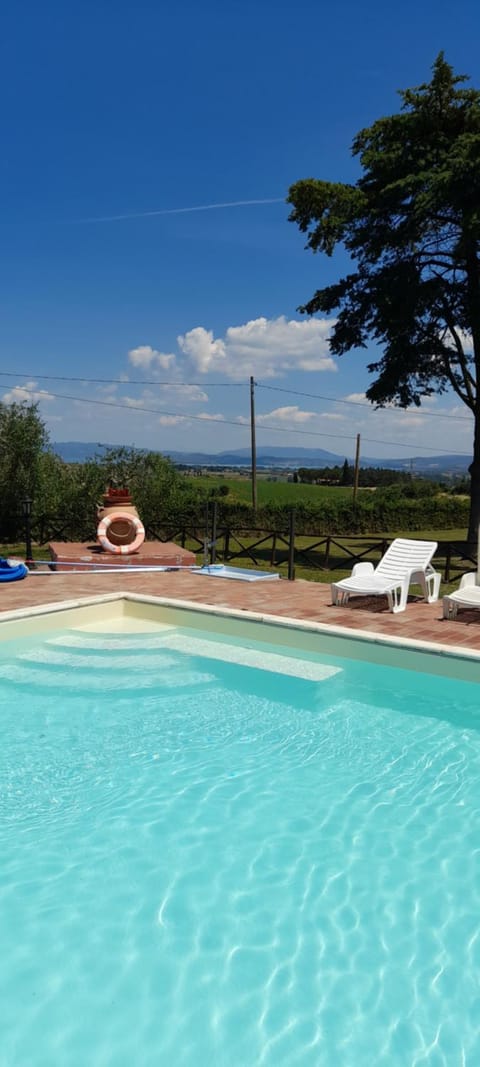 Agritur Villa Osvaldo Castiglione del Lago Perugia Piscina acqua salata possibilità colazione Farm Stay in Umbria