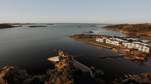 Natural landscape, Lake view, Sea view