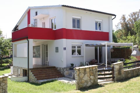 Holiday Home Radmila House in Premantura