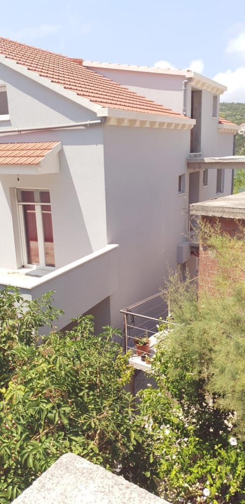 Apartment Adam Apartment in Dubrovnik-Neretva County