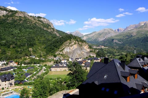 Off site, Day, Summer, Landmark view, Mountain view