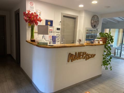 Albergo Aduepassi & Servizio Bike Shuttle Hotel in Finale Ligure