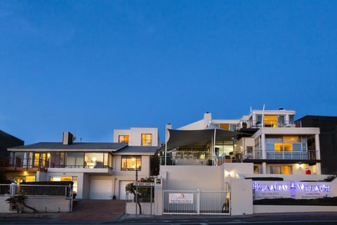 Blaauw Village Guest House Bed and Breakfast in Cape Town