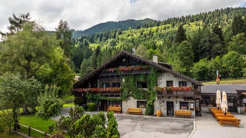 Property building, Garden