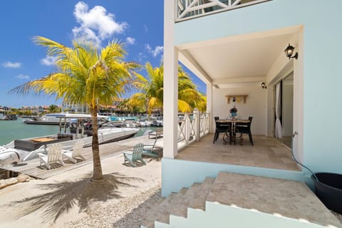 Natural landscape, Balcony/Terrace, sunbed