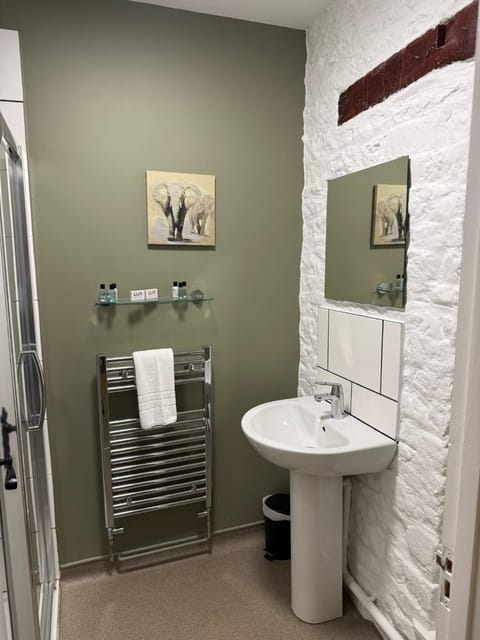 The Bell Inn Bed and Breakfast in West Oxfordshire District