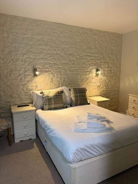 The Bell Inn Bed and Breakfast in West Oxfordshire District