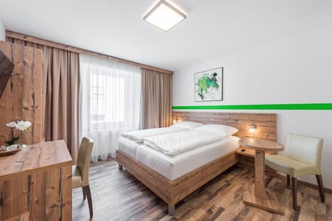 Photo of the whole room, Decorative detail, Bedroom