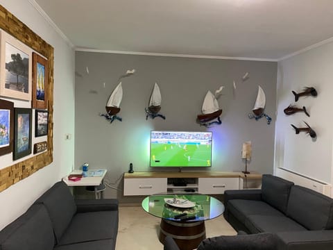 Communal lounge/ TV room, Seating area