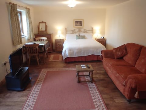 Day, Photo of the whole room
