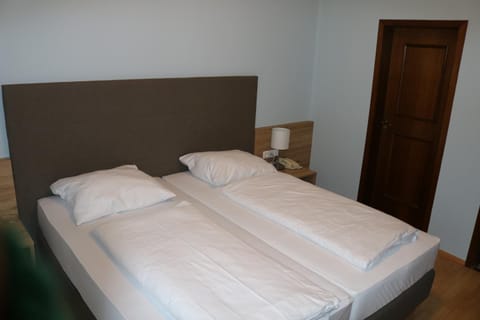 Gasthof Goldene Traube Bed and Breakfast in Salzburgerland